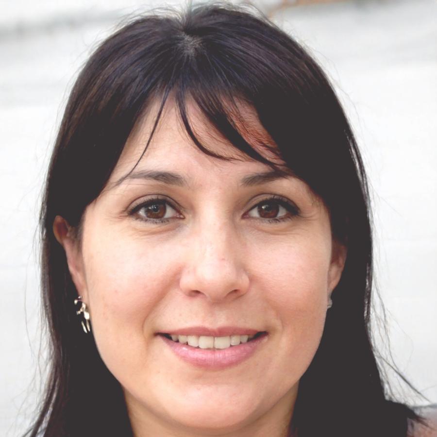 Portrait of Anika Thorsen, practical finance instructor