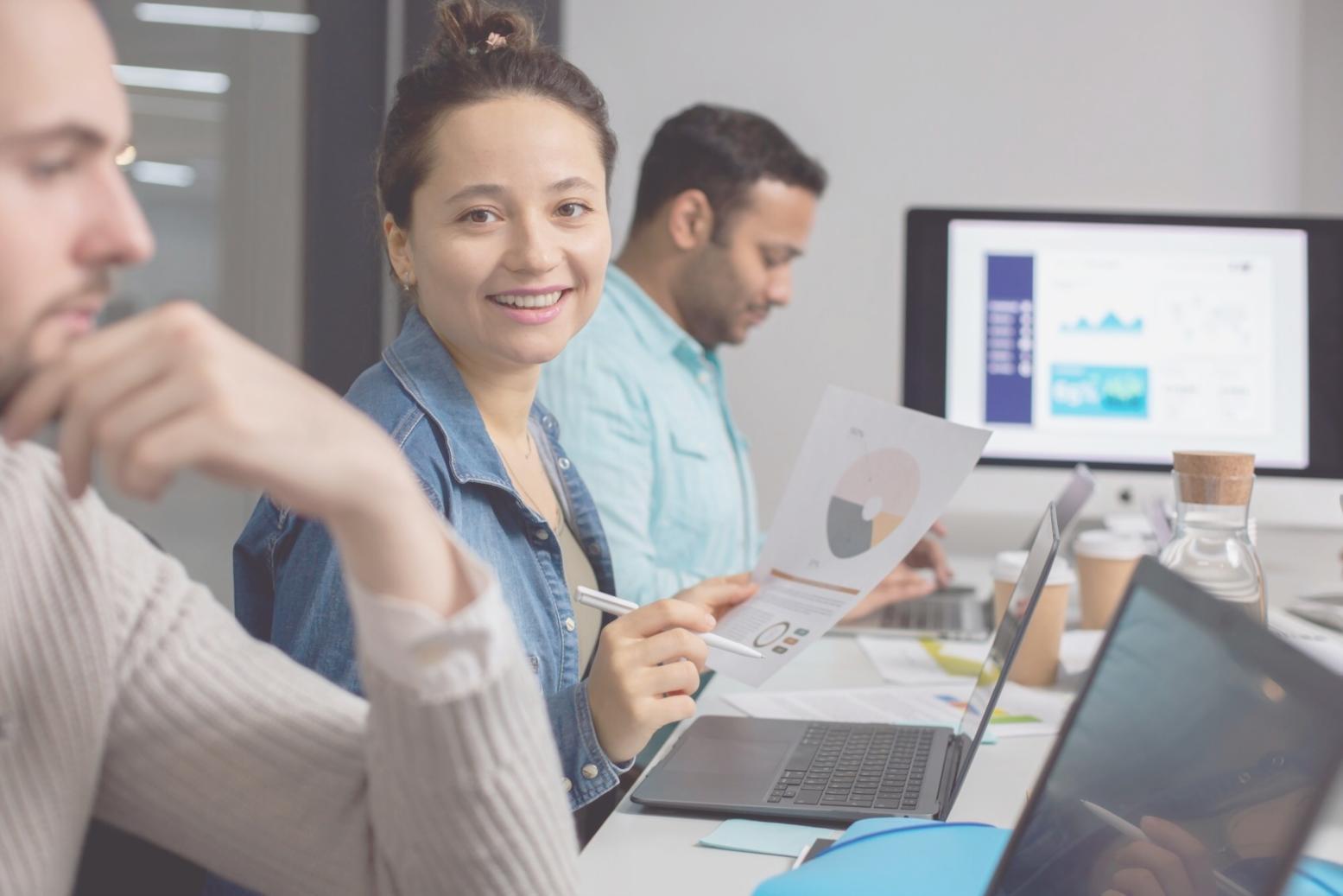 Collaborative learning environment for financial skills development